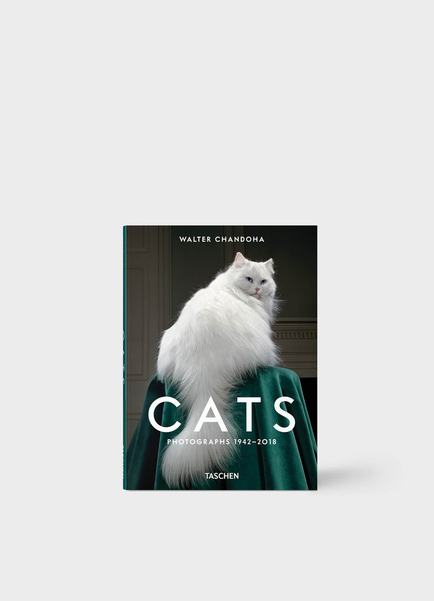 Cats. Photographs 1942–2018