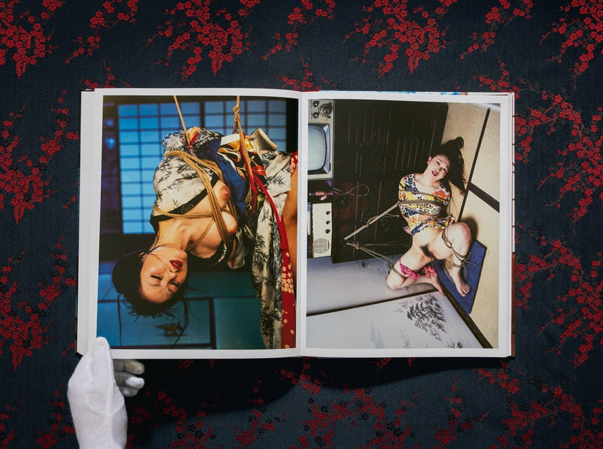 Araki. Bondage