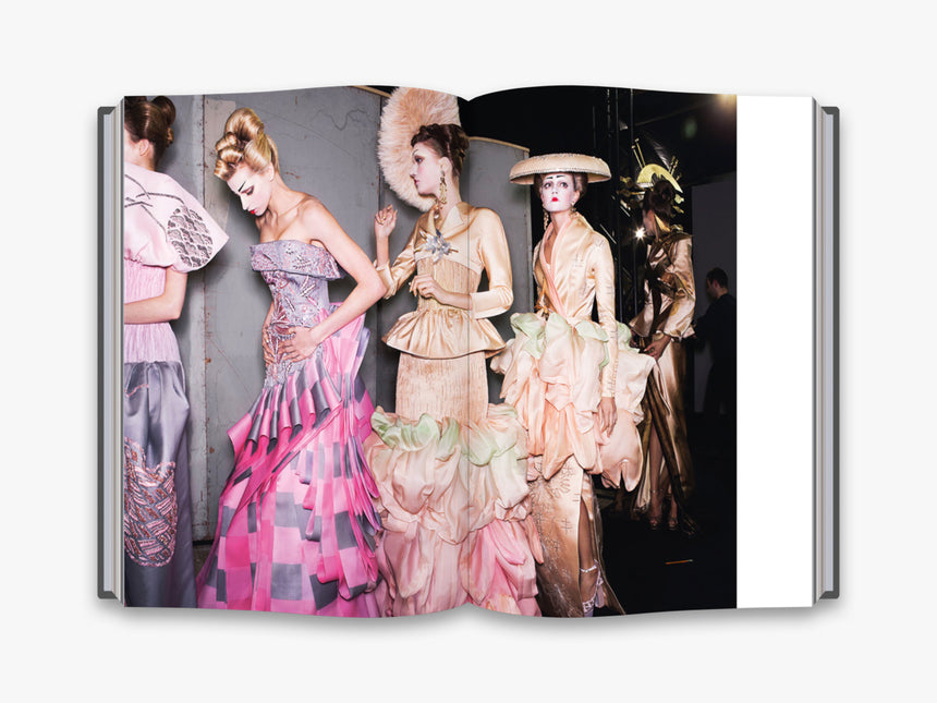 JOHN GALLIANO FOR DIOR / SLIPCASED