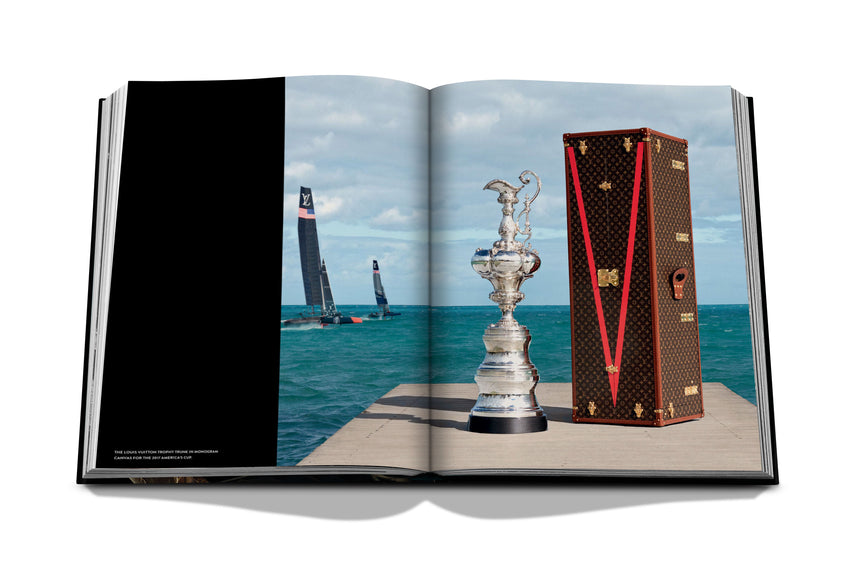 Louis Vuitton: Trophy Trunks