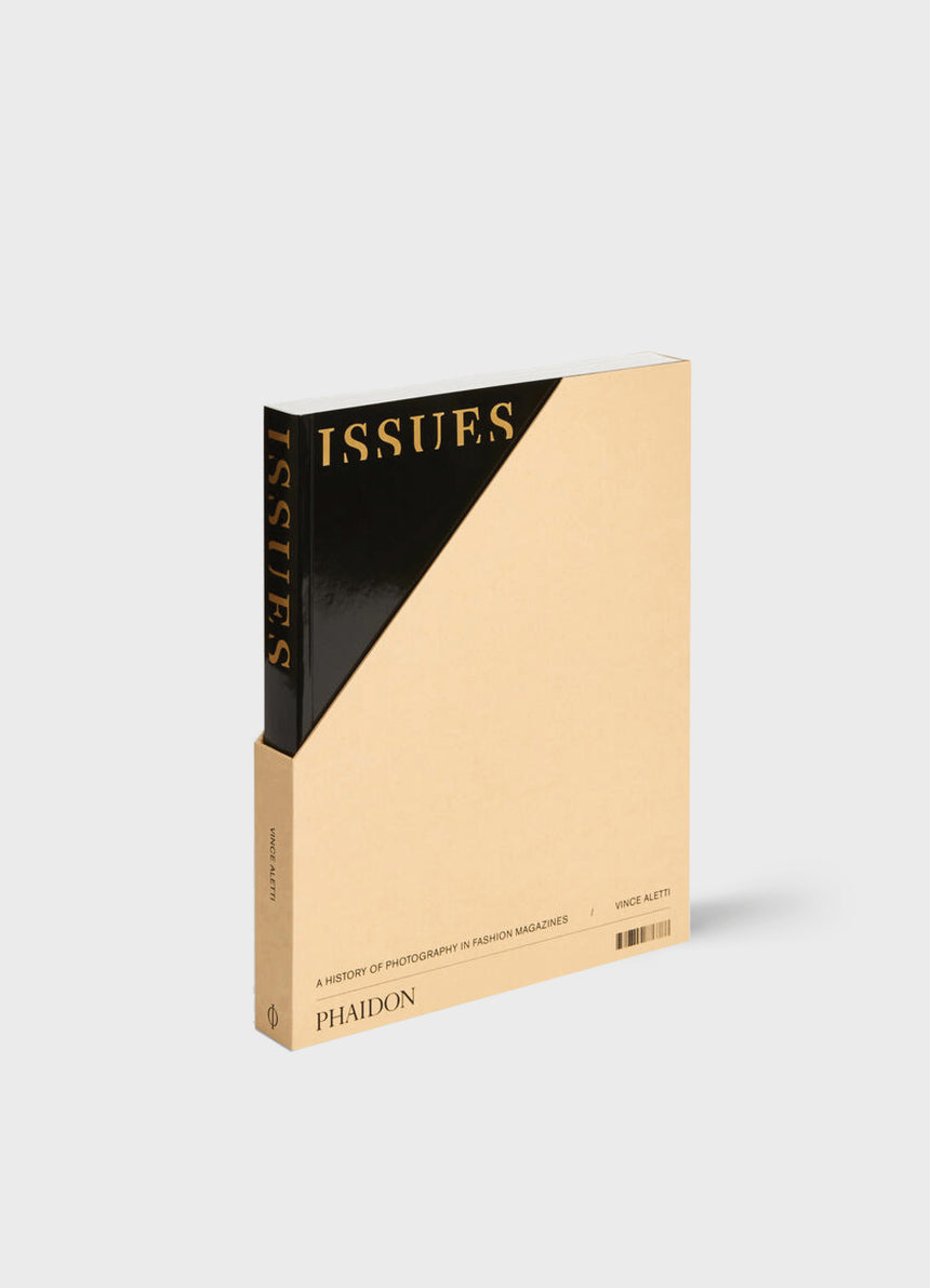 Issues : A History of Photography in Fashion Magazines