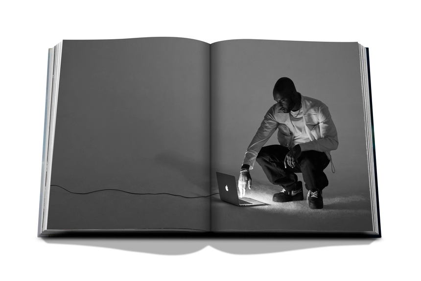 Louis Vuitton: Virgil Abloh (Classic Cartoon Cover)