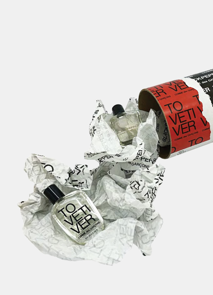 COMME DES GARCONS PARFUMS 10994-2027 THE SMALL BOOK BY DINO SIMONETT