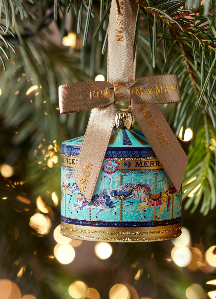 Christmas Black Tea Tin, 30 Silky Tea Bags