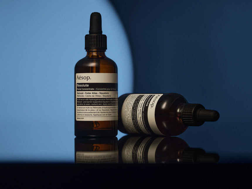 A potent Retinoid-enriched oil-serum to expedite surface renewal, smooth and strengthen the skin.